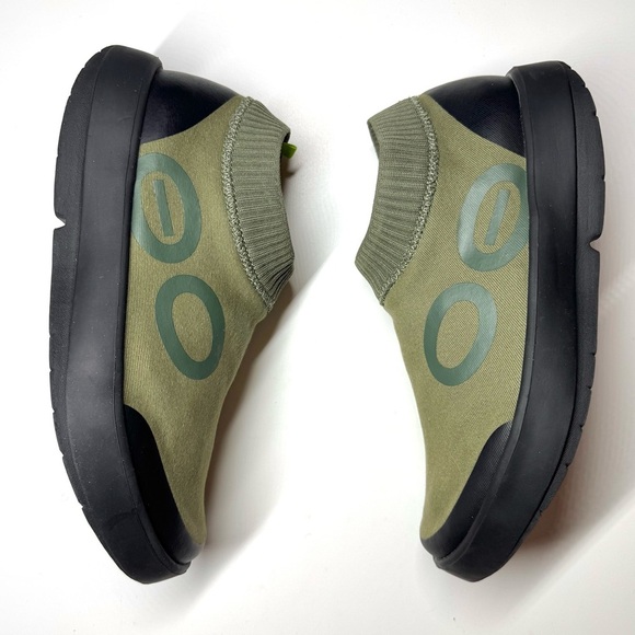 OOFOS Mens OOmg eeZee Low Shoe Green/ Black Slip On Size- 10 - Picture 5 of 8